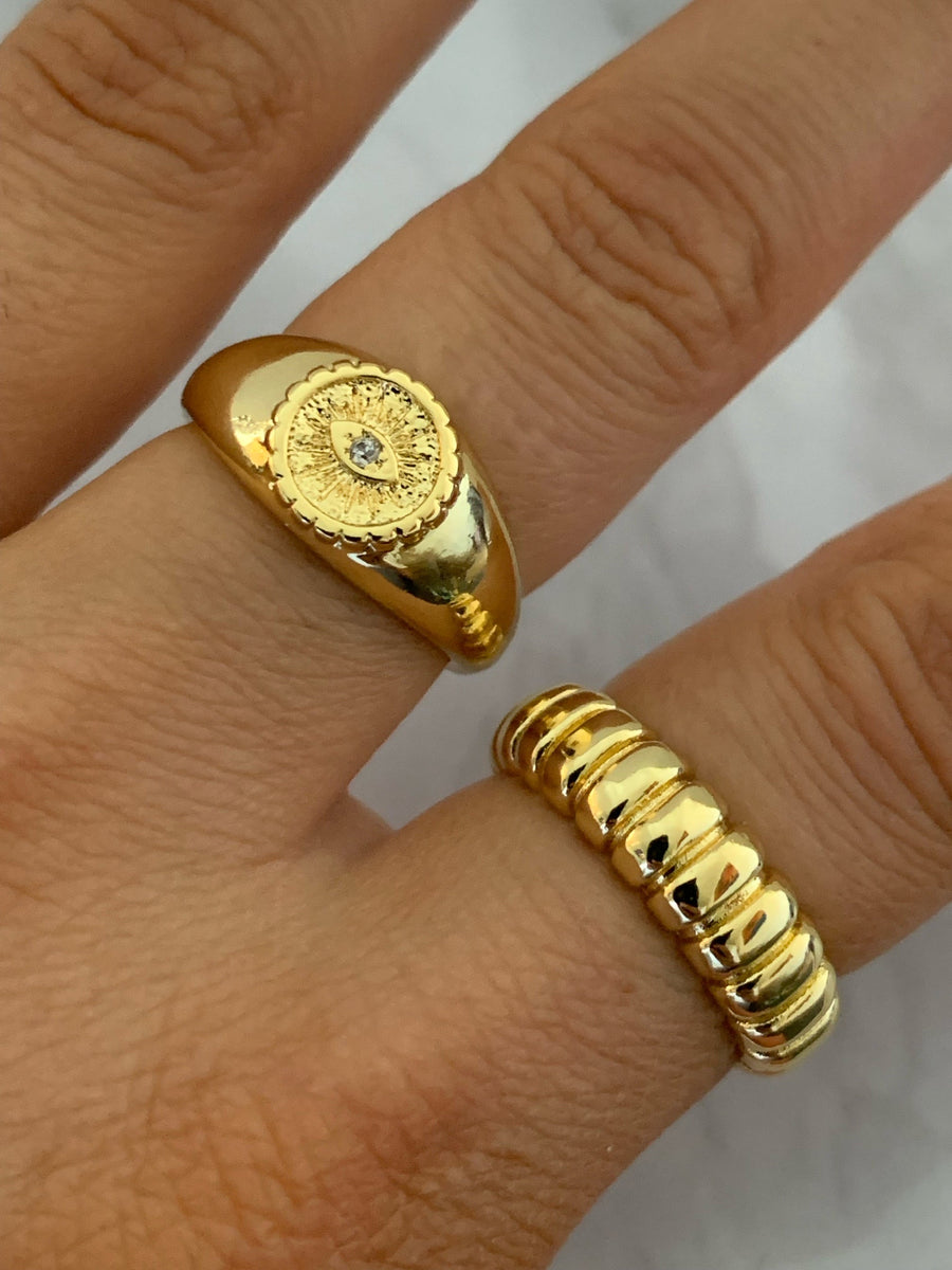Golden Ojo Ring
