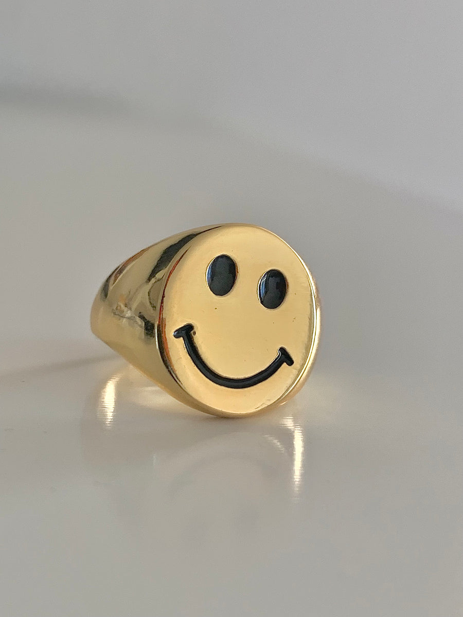 Irie Smile Face Ring